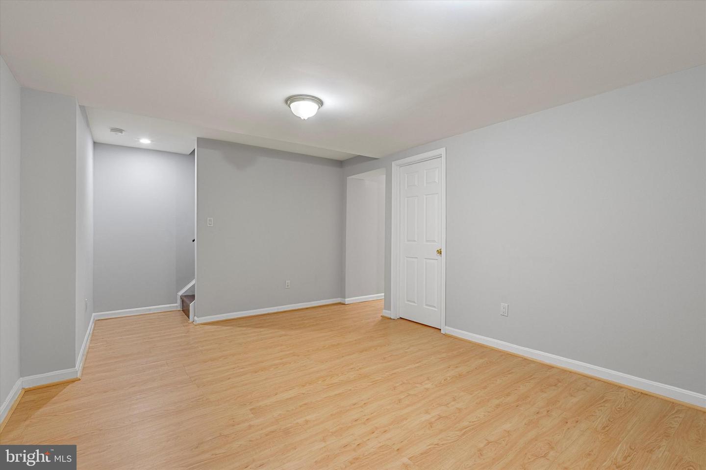 8217 BAYBERRY RIDGE RD, FAIRFAX STATION, Virginia 22039, 4 Bedrooms Bedrooms, ,3 BathroomsBathrooms,Residential,For sale,8217 BAYBERRY RIDGE RD,VAFX2233054 MLS # VAFX2233054