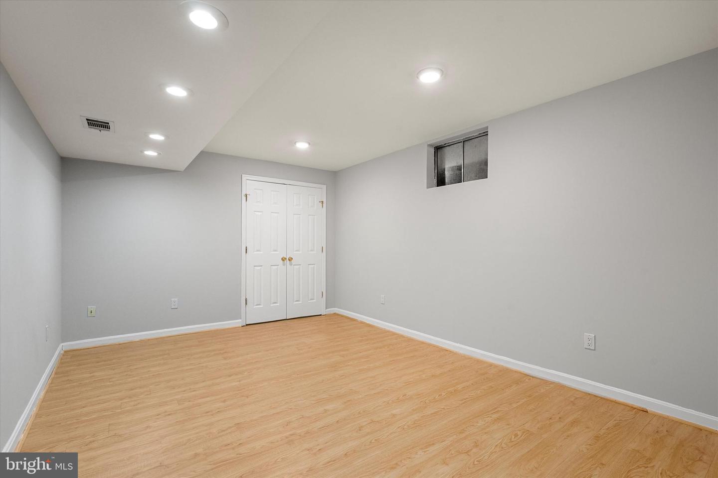 8217 BAYBERRY RIDGE RD, FAIRFAX STATION, Virginia 22039, 4 Bedrooms Bedrooms, ,3 BathroomsBathrooms,Residential,For sale,8217 BAYBERRY RIDGE RD,VAFX2233054 MLS # VAFX2233054
