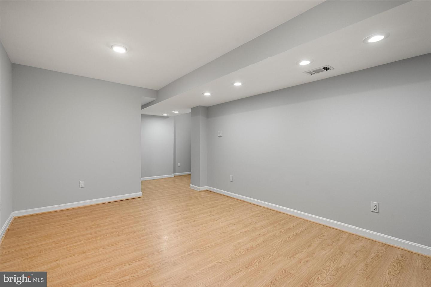 8217 BAYBERRY RIDGE RD, FAIRFAX STATION, Virginia 22039, 4 Bedrooms Bedrooms, ,3 BathroomsBathrooms,Residential,For sale,8217 BAYBERRY RIDGE RD,VAFX2233054 MLS # VAFX2233054