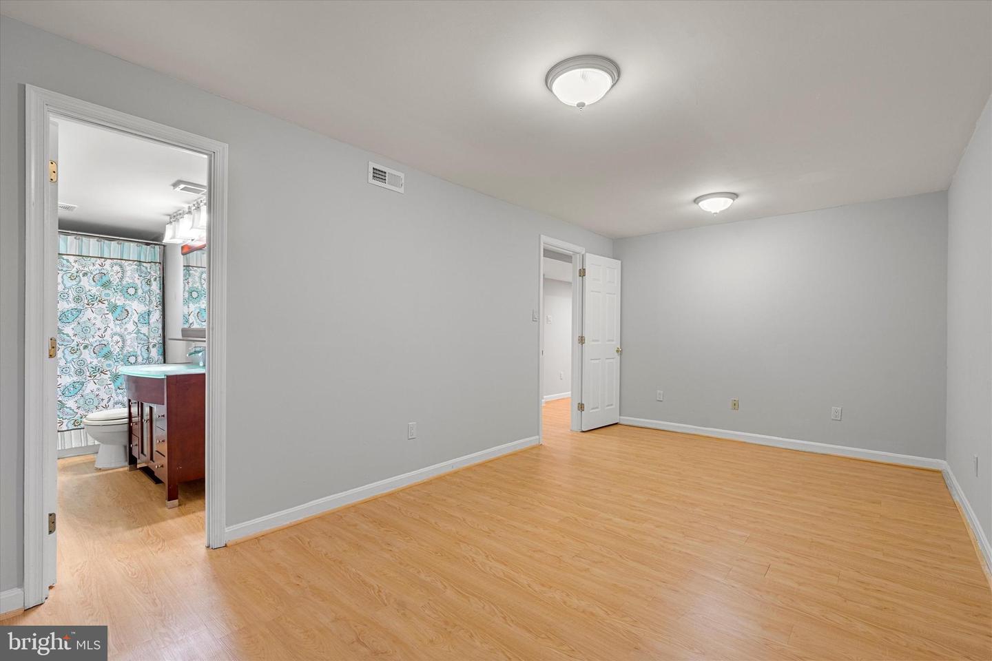 8217 BAYBERRY RIDGE RD, FAIRFAX STATION, Virginia 22039, 4 Bedrooms Bedrooms, ,3 BathroomsBathrooms,Residential,For sale,8217 BAYBERRY RIDGE RD,VAFX2233054 MLS # VAFX2233054