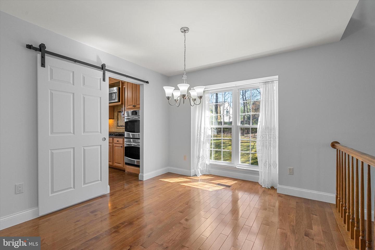 8217 BAYBERRY RIDGE RD, FAIRFAX STATION, Virginia 22039, 4 Bedrooms Bedrooms, ,3 BathroomsBathrooms,Residential,For sale,8217 BAYBERRY RIDGE RD,VAFX2233054 MLS # VAFX2233054