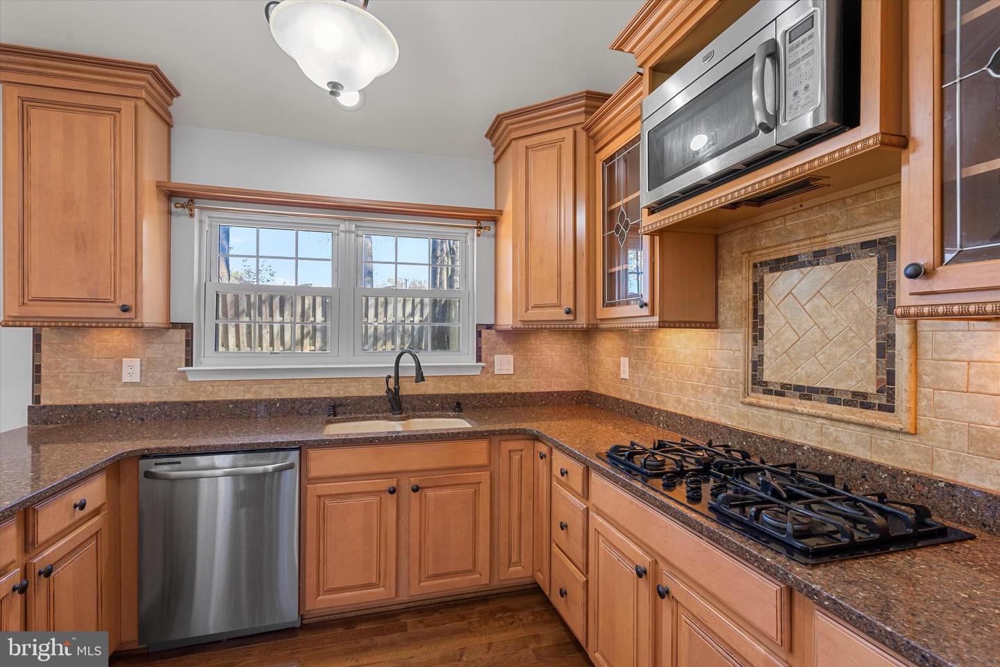 8217 BAYBERRY RIDGE RD, FAIRFAX STATION, Virginia 22039, 4 Bedrooms Bedrooms, ,3 BathroomsBathrooms,Residential,For sale,8217 BAYBERRY RIDGE RD,VAFX2233054 MLS # VAFX2233054