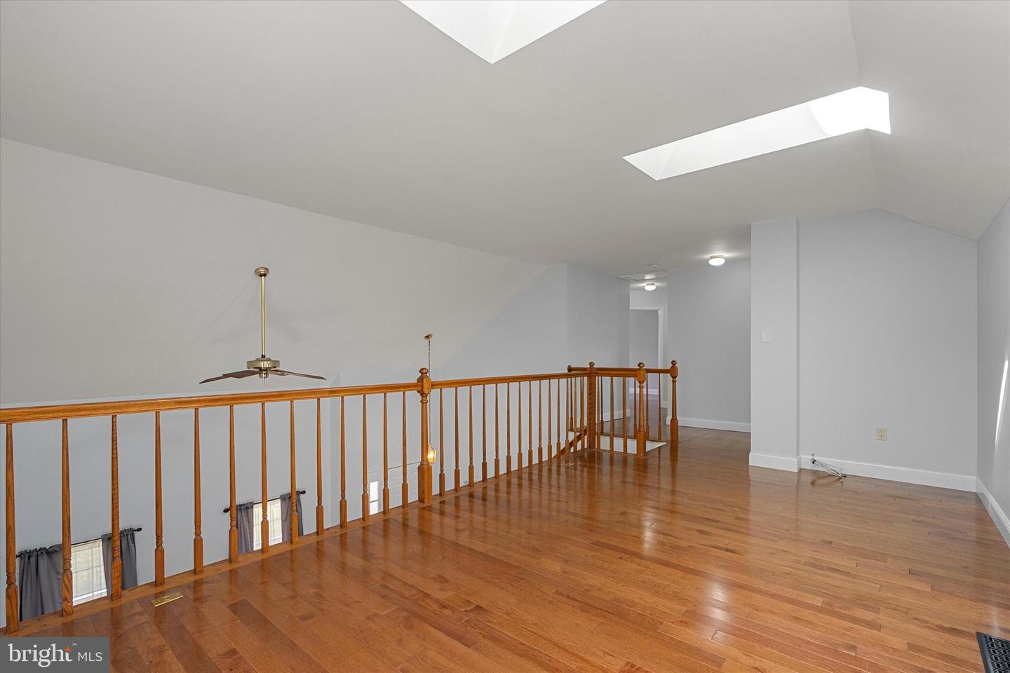 8217 BAYBERRY RIDGE RD, FAIRFAX STATION, Virginia 22039, 4 Bedrooms Bedrooms, ,3 BathroomsBathrooms,Residential,For sale,8217 BAYBERRY RIDGE RD,VAFX2233054 MLS # VAFX2233054