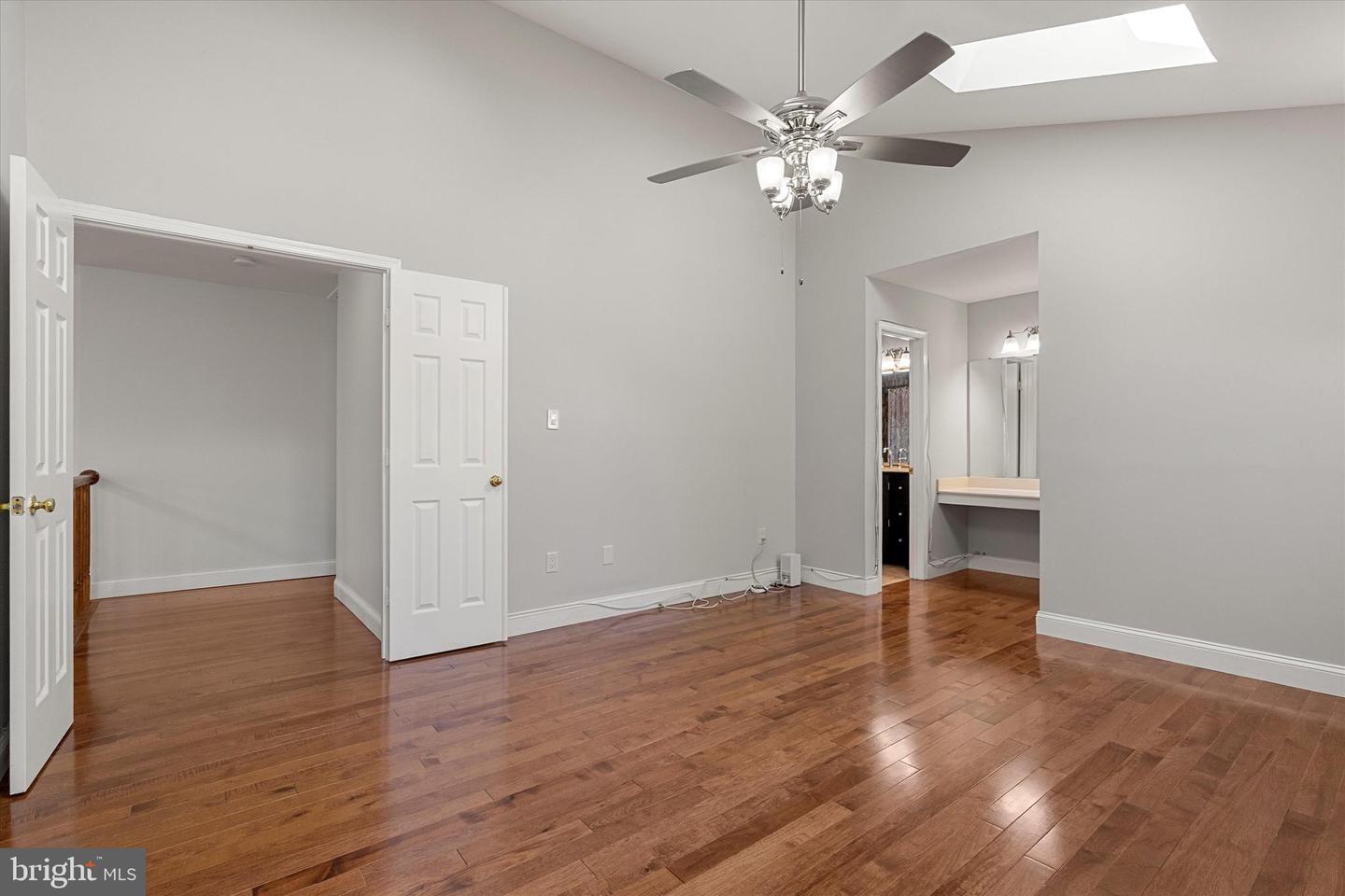 8217 BAYBERRY RIDGE RD, FAIRFAX STATION, Virginia 22039, 4 Bedrooms Bedrooms, ,3 BathroomsBathrooms,Residential,For sale,8217 BAYBERRY RIDGE RD,VAFX2233054 MLS # VAFX2233054