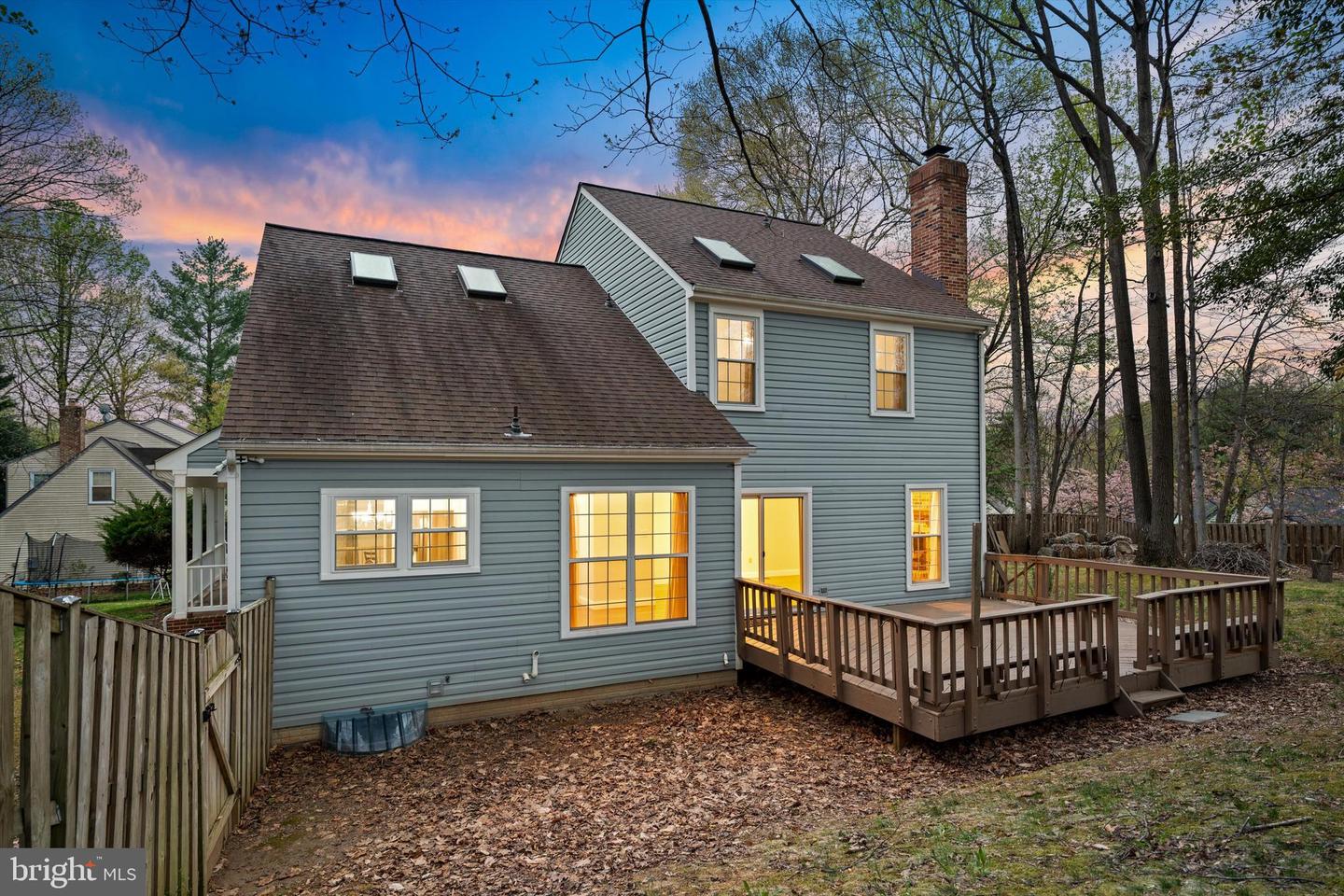 8217 BAYBERRY RIDGE RD, FAIRFAX STATION, Virginia 22039, 4 Bedrooms Bedrooms, ,3 BathroomsBathrooms,Residential,For sale,8217 BAYBERRY RIDGE RD,VAFX2233054 MLS # VAFX2233054