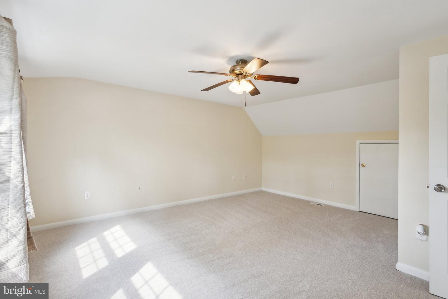 14324 SOUTHGATE CT, WOODBRIDGE, Virginia 22193, 3 Bedrooms Bedrooms, ,3 BathroomsBathrooms,Residential,For sale,14324 SOUTHGATE CT,VAPW2091836 MLS # VAPW2091836