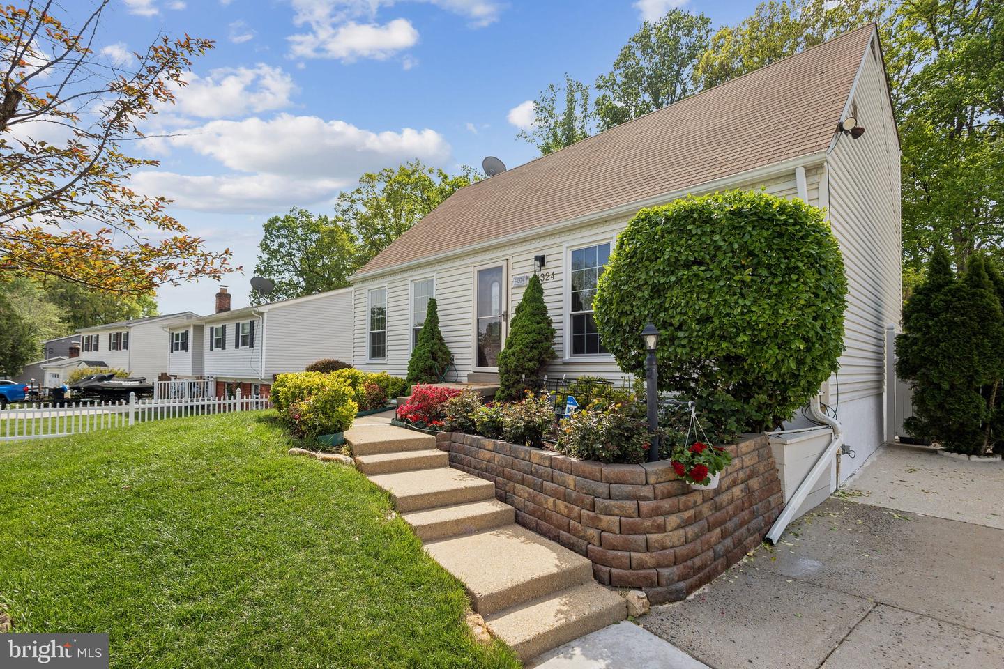 14324 SOUTHGATE CT, WOODBRIDGE, Virginia 22193, 3 Bedrooms Bedrooms, ,3 BathroomsBathrooms,Residential,For sale,14324 SOUTHGATE CT,VAPW2091836 MLS # VAPW2091836