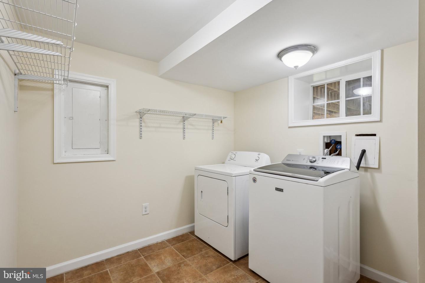 14324 SOUTHGATE CT, WOODBRIDGE, Virginia 22193, 3 Bedrooms Bedrooms, ,3 BathroomsBathrooms,Residential,For sale,14324 SOUTHGATE CT,VAPW2091836 MLS # VAPW2091836