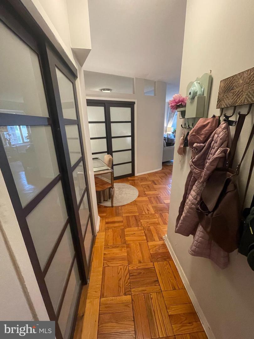 1711 NW MASSACHUSETTS AVE NW #502, WASHINGTON, District Of Columbia 20036, 1 Bedroom Bedrooms, ,1 BathroomBathrooms,Residential,For sale,1711 NW MASSACHUSETTS AVE NW #502,DCDC2195296 MLS # DCDC2195296