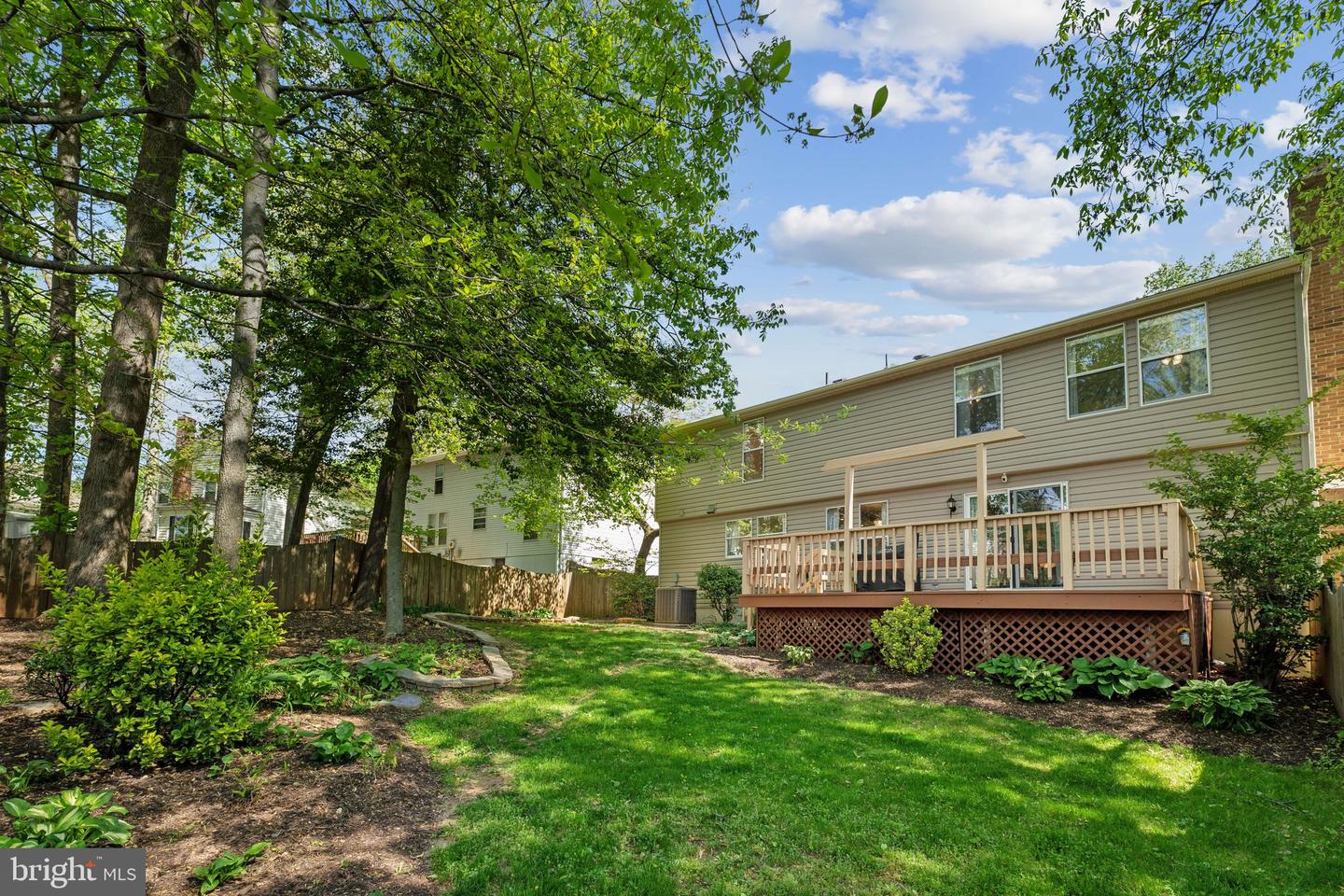 15184 HOLLEYSIDE DR, DUMFRIES, Virginia 22025, 5 Bedrooms Bedrooms, ,2 BathroomsBathrooms,Residential,For sale,15184 HOLLEYSIDE DR,VAPW2091890 MLS # VAPW2091890