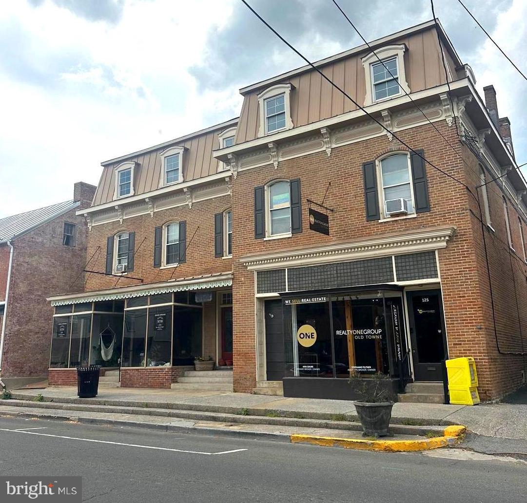 121-123 N MAIN ST, WOODSTOCK, Virginia 22664, ,Land,For sale,121-123 N MAIN ST,VASH2011310 MLS # VASH2011310