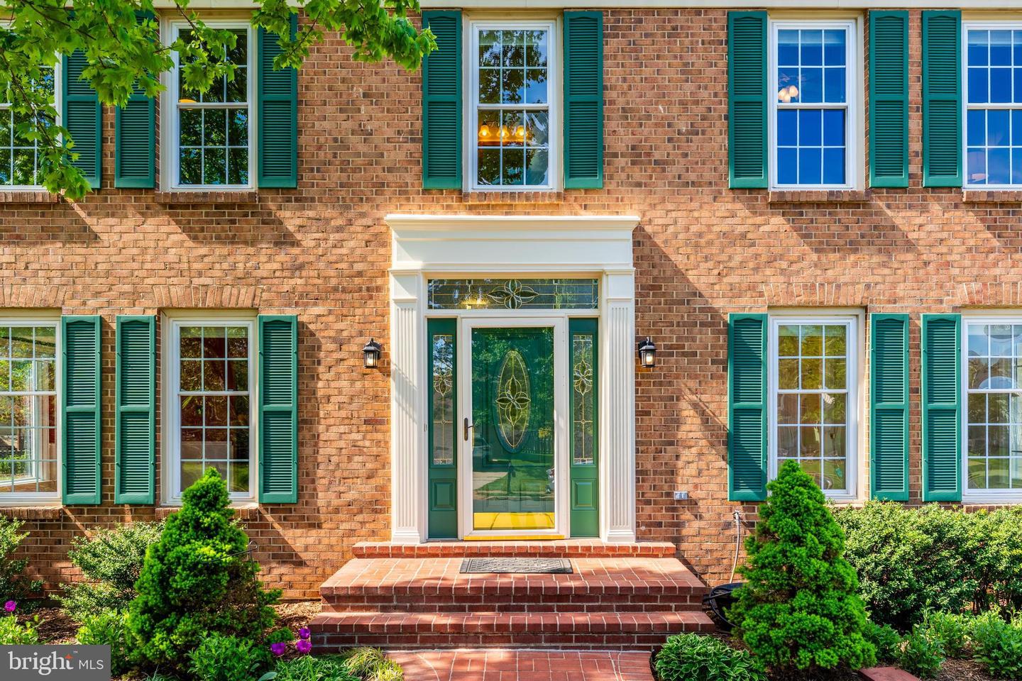 3113 KINROSS CIR, HERNDON, Virginia 20171, 6 Bedrooms Bedrooms, ,4 BathroomsBathrooms,Residential,For sale,3113 KINROSS CIR,VAFX2164344 MLS # VAFX2164344
