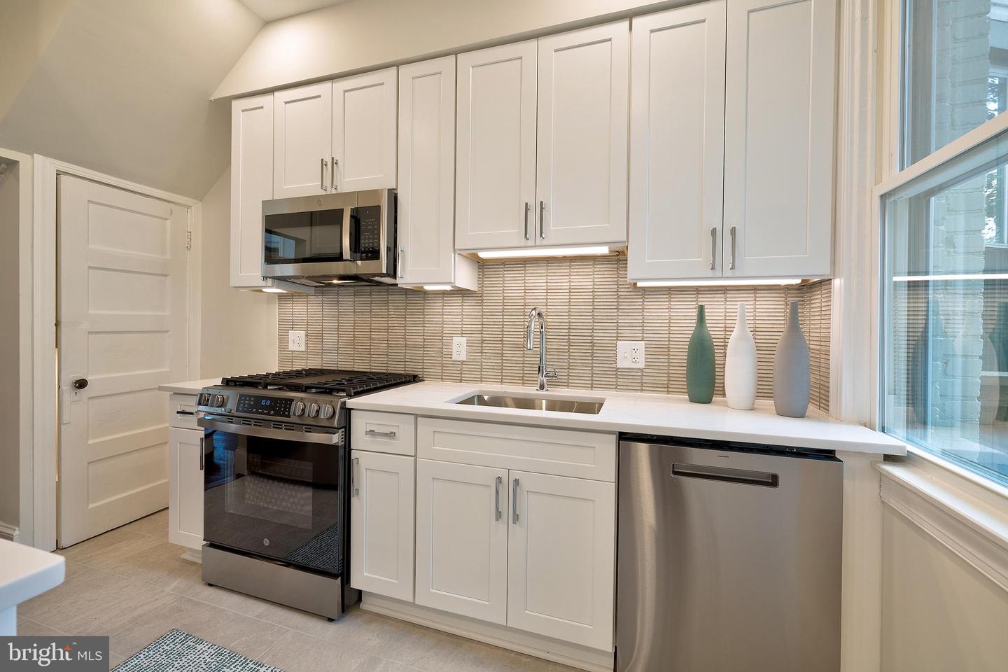 3632 10TH ST NW, WASHINGTON, District Of Columbia 20010, 3 Bedrooms Bedrooms, ,2 BathroomsBathrooms,Residential,For sale,3632 10TH ST NW,DCDC2135160 MLS # DCDC2135160