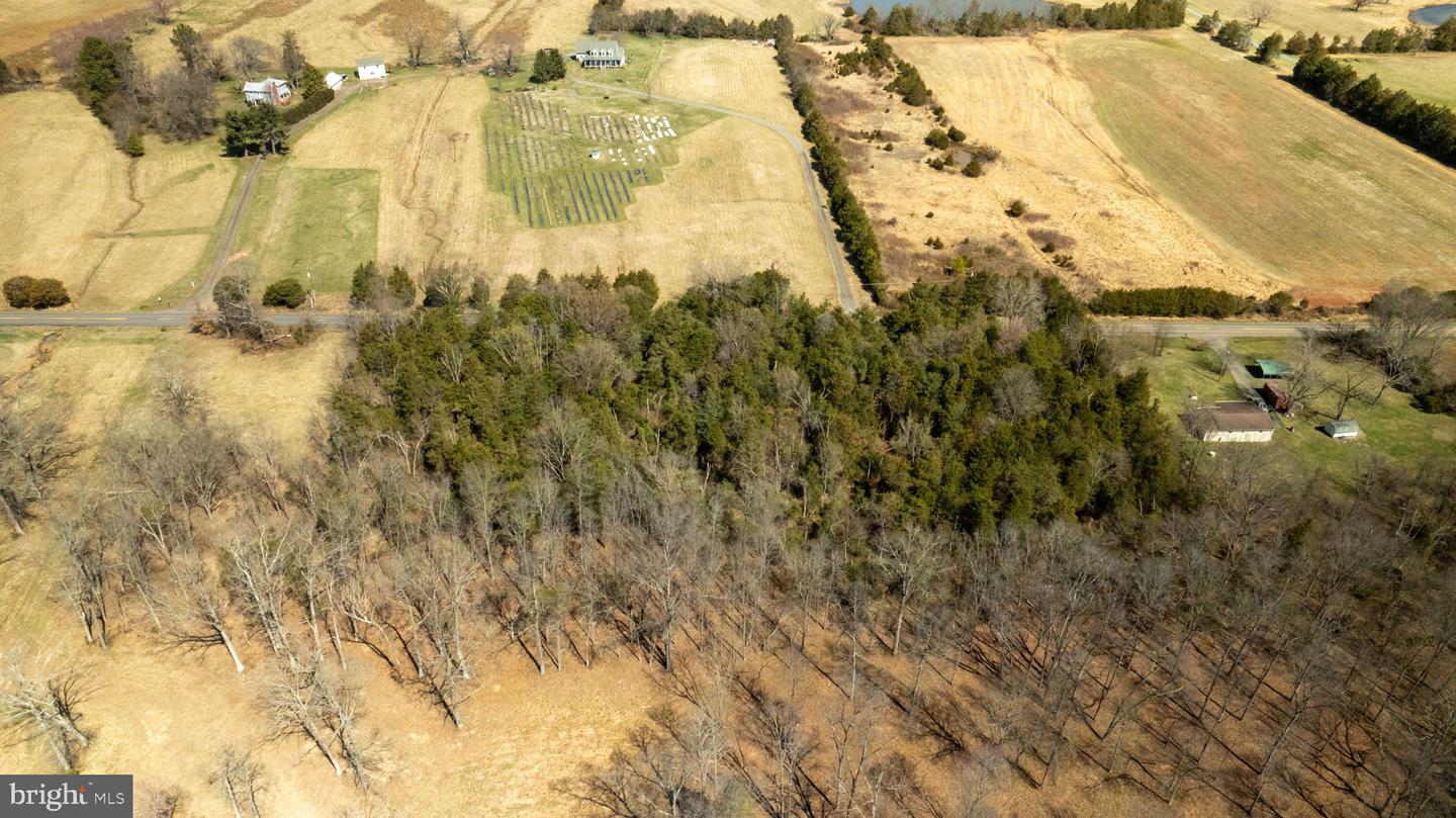 8772 OLD DUMFRIES RD, CATLETT, Virginia 20119, ,Land,For sale,8772 OLD DUMFRIES RD,VAFQ2015790 MLS # VAFQ2015790