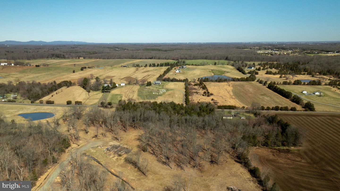 8772 OLD DUMFRIES RD, CATLETT, Virginia 20119, ,Land,For sale,8772 OLD DUMFRIES RD,VAFQ2015790 MLS # VAFQ2015790