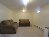 211 CATOCTIN CIR NE, LEESBURG, Virginia 20176, 3 Bedrooms Bedrooms, 11 Rooms Rooms,2 BathroomsBathrooms,Residential,For sale,211 CATOCTIN CIR NE,VALO2083326 MLS # VALO2083326