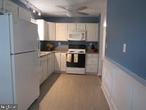 211 CATOCTIN CIR NE, LEESBURG, Virginia 20176, 3 Bedrooms Bedrooms, 11 Rooms Rooms,2 BathroomsBathrooms,Residential,For sale,211 CATOCTIN CIR NE,VALO2083326 MLS # VALO2083326