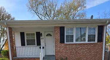 211 CATOCTIN CIR NE, LEESBURG, Virginia 20176, 3 Bedrooms Bedrooms, 11 Rooms Rooms,2 BathroomsBathrooms,Residential,For sale,211 CATOCTIN CIR NE,VALO2083326 MLS # VALO2083326