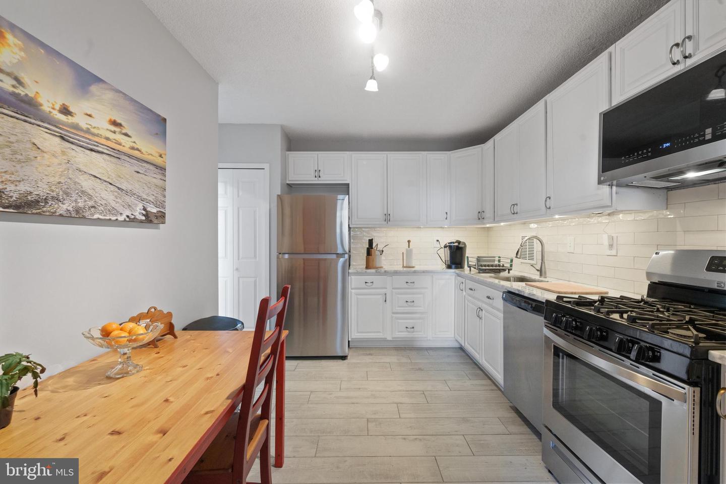 3701 S GEORGE MASON DR #1005N, FALLS CHURCH, Virginia 22041, 3 Bedrooms Bedrooms, ,2 BathroomsBathrooms,Residential,For sale,3701 S GEORGE MASON DR #1005N,VAFX2212076 MLS # VAFX2212076