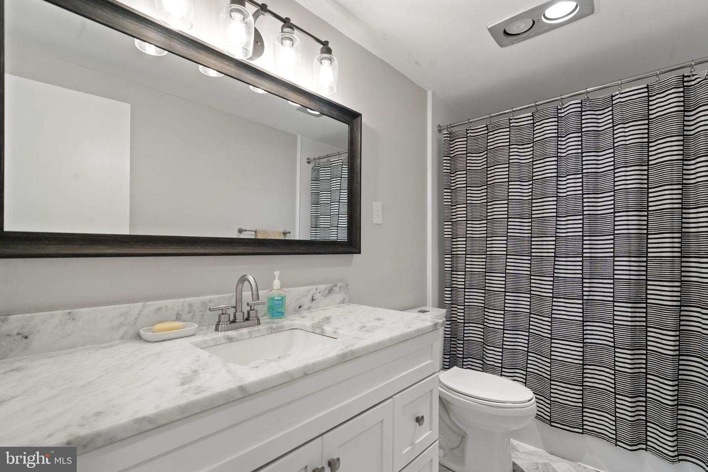 3701 S GEORGE MASON DR #1005N, FALLS CHURCH, Virginia 22041, 3 Bedrooms Bedrooms, ,2 BathroomsBathrooms,Residential,For sale,3701 S GEORGE MASON DR #1005N,VAFX2212076 MLS # VAFX2212076