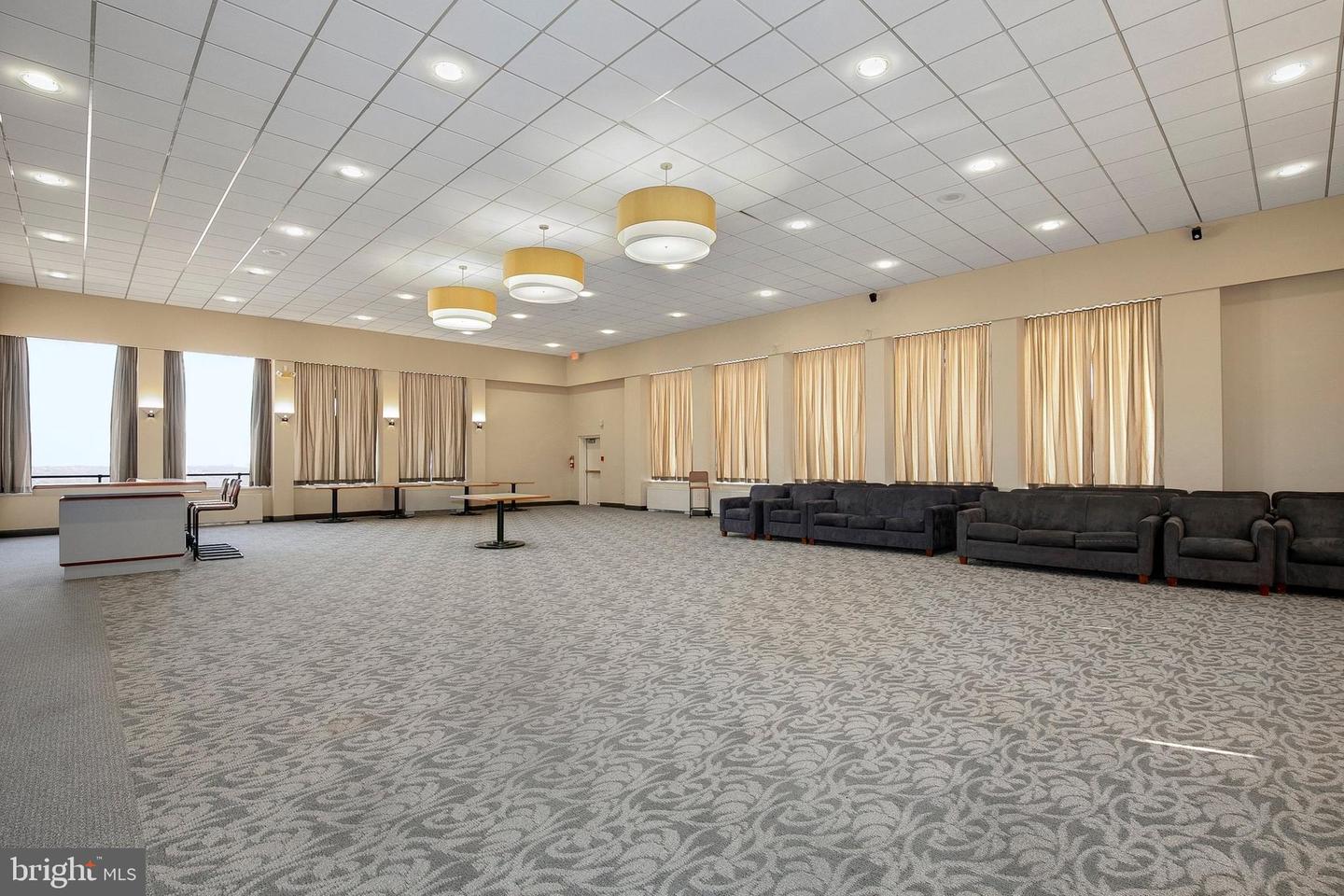 3701 S GEORGE MASON DR #1005N, FALLS CHURCH, Virginia 22041, 3 Bedrooms Bedrooms, ,2 BathroomsBathrooms,Residential,For sale,3701 S GEORGE MASON DR #1005N,VAFX2212076 MLS # VAFX2212076
