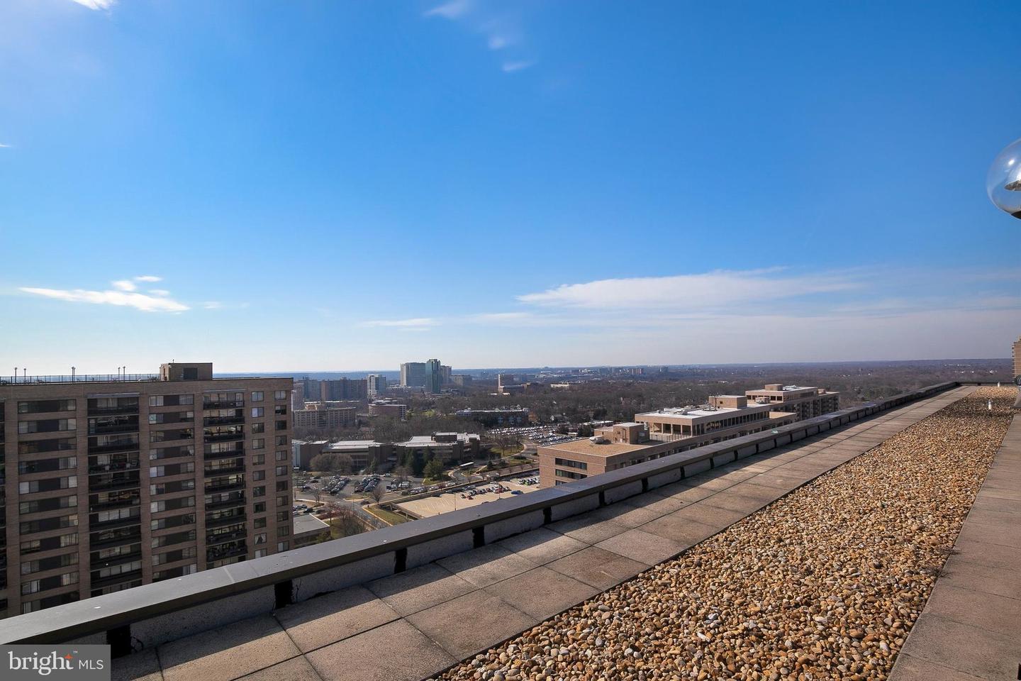 3701 S GEORGE MASON DR #1005N, FALLS CHURCH, Virginia 22041, 3 Bedrooms Bedrooms, ,2 BathroomsBathrooms,Residential,For sale,3701 S GEORGE MASON DR #1005N,VAFX2212076 MLS # VAFX2212076