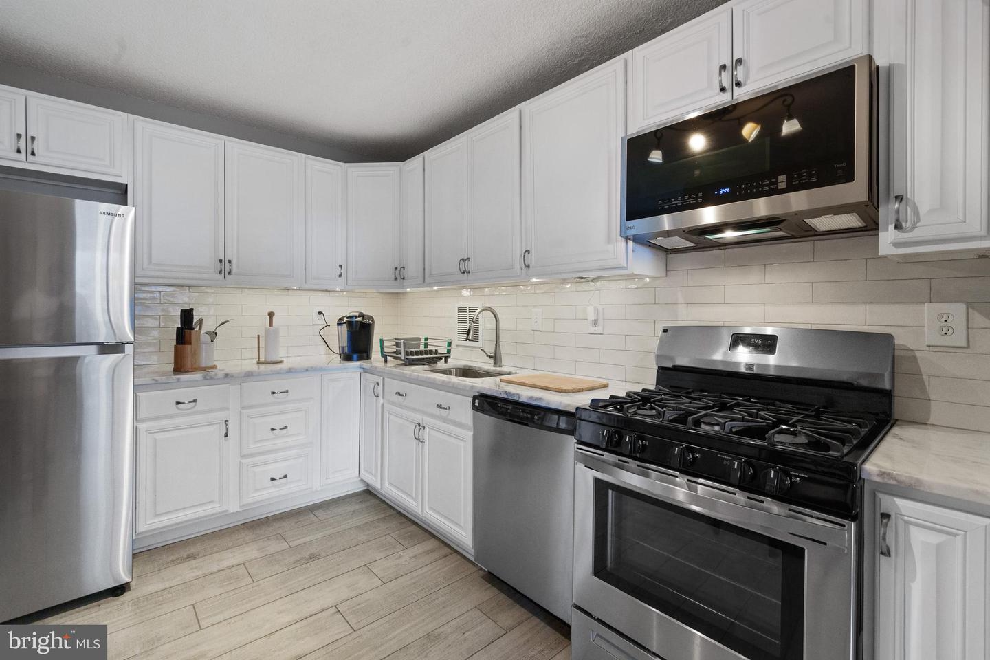 3701 S GEORGE MASON DR #1005N, FALLS CHURCH, Virginia 22041, 3 Bedrooms Bedrooms, ,2 BathroomsBathrooms,Residential,For sale,3701 S GEORGE MASON DR #1005N,VAFX2212076 MLS # VAFX2212076