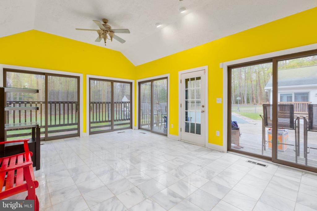9100 PRITCHETT RD, SPOTSYLVANIA, Virginia 22551, 5 Bedrooms Bedrooms, ,4 BathroomsBathrooms,Residential,9100 PRITCHETT RD,VASP2032154 MLS # VASP2032154