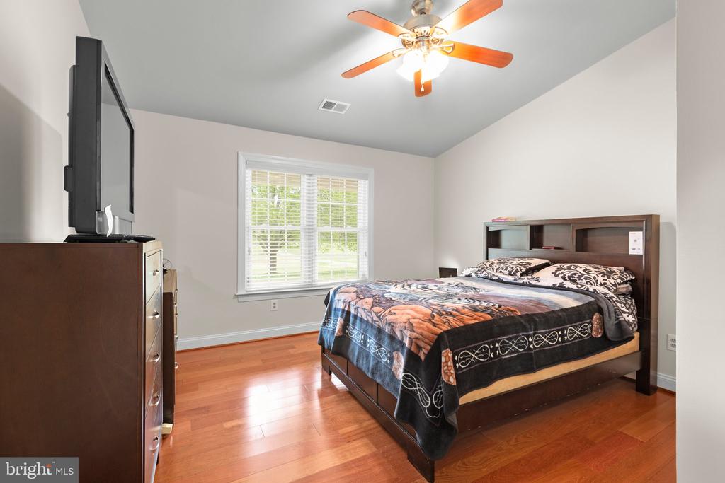 9100 PRITCHETT RD, SPOTSYLVANIA, Virginia 22551, 5 Bedrooms Bedrooms, ,4 BathroomsBathrooms,Residential,9100 PRITCHETT RD,VASP2032154 MLS # VASP2032154