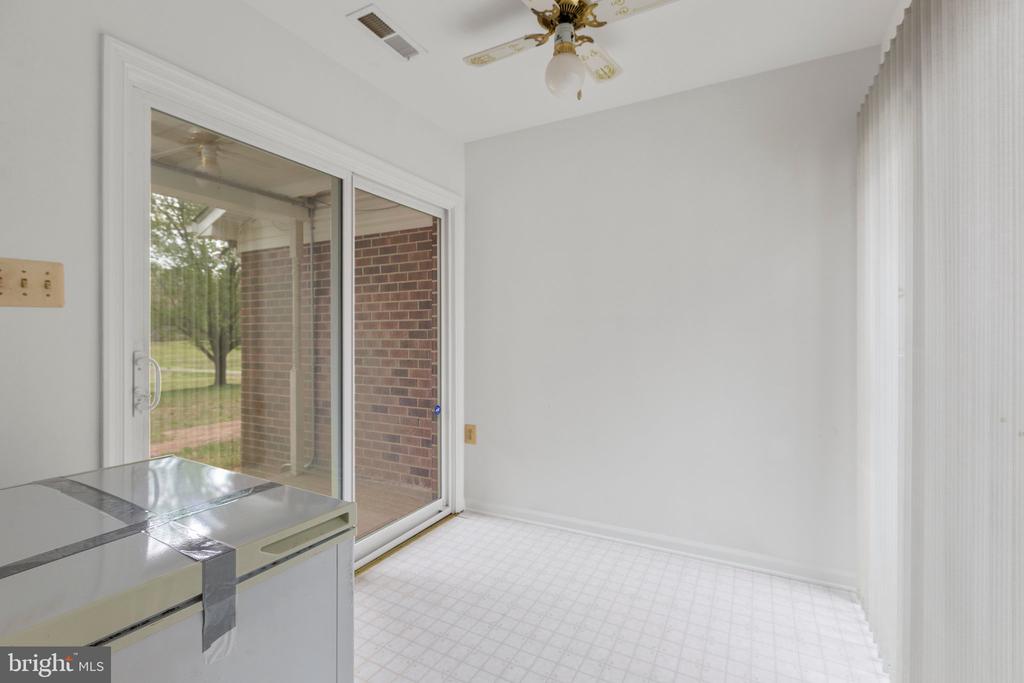 9100 PRITCHETT RD, SPOTSYLVANIA, Virginia 22551, 5 Bedrooms Bedrooms, ,4 BathroomsBathrooms,Residential,9100 PRITCHETT RD,VASP2032154 MLS # VASP2032154