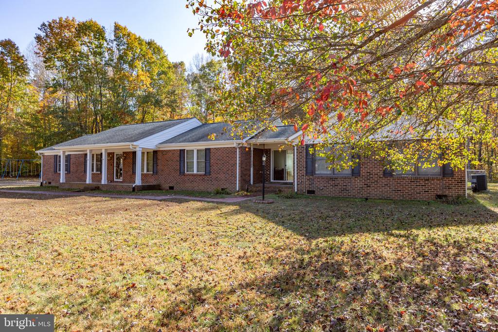 9100 PRITCHETT RD, SPOTSYLVANIA, Virginia 22551, 5 Bedrooms Bedrooms, ,4 BathroomsBathrooms,Residential,9100 PRITCHETT RD,VASP2032154 MLS # VASP2032154