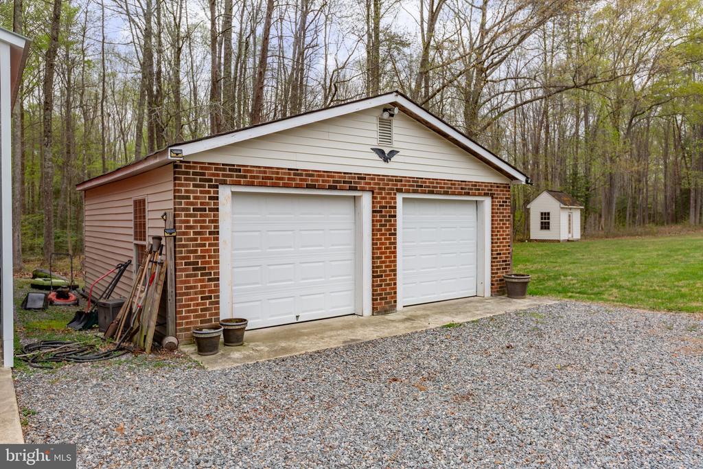 9100 PRITCHETT RD, SPOTSYLVANIA, Virginia 22551, 5 Bedrooms Bedrooms, ,4 BathroomsBathrooms,Residential,9100 PRITCHETT RD,VASP2032154 MLS # VASP2032154