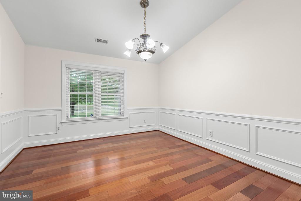 9100 PRITCHETT RD, SPOTSYLVANIA, Virginia 22551, 5 Bedrooms Bedrooms, ,4 BathroomsBathrooms,Residential,9100 PRITCHETT RD,VASP2032154 MLS # VASP2032154