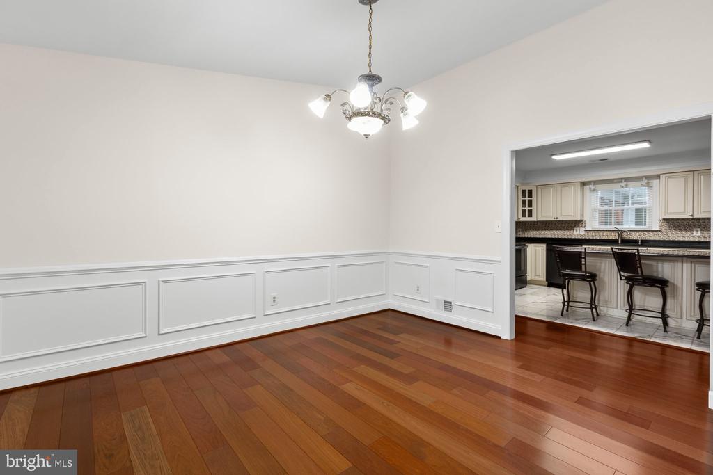 9100 PRITCHETT RD, SPOTSYLVANIA, Virginia 22551, 5 Bedrooms Bedrooms, ,4 BathroomsBathrooms,Residential,9100 PRITCHETT RD,VASP2032154 MLS # VASP2032154