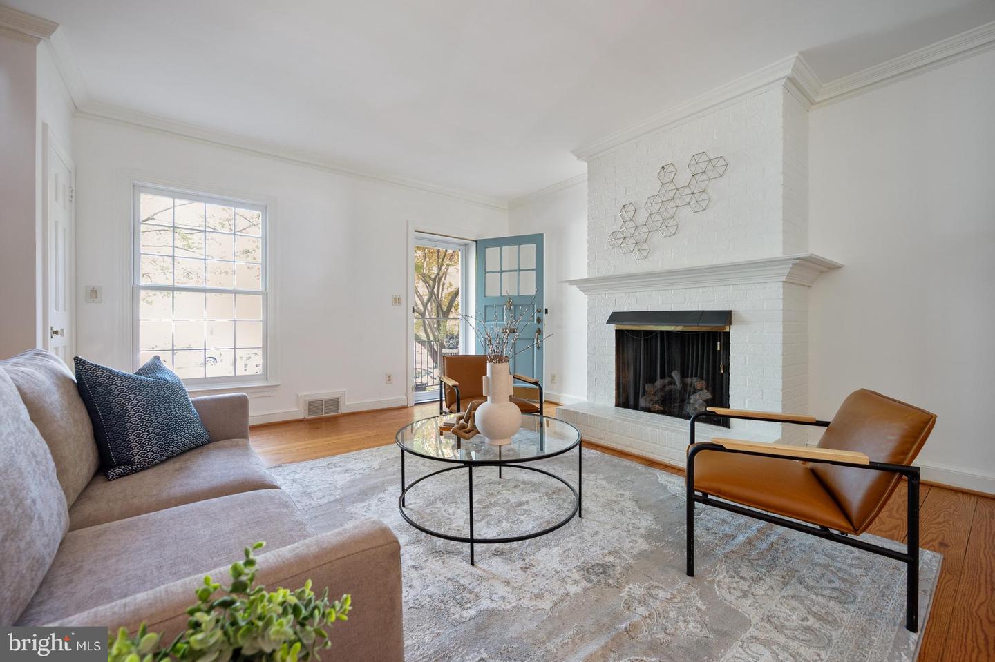 915 S SAINT ASAPH ST, ALEXANDRIA, Virginia 22314, 3 Bedrooms Bedrooms, ,3 BathroomsBathrooms,Residential,For sale,915 S SAINT ASAPH ST,VAAX2040590 MLS # VAAX2040590