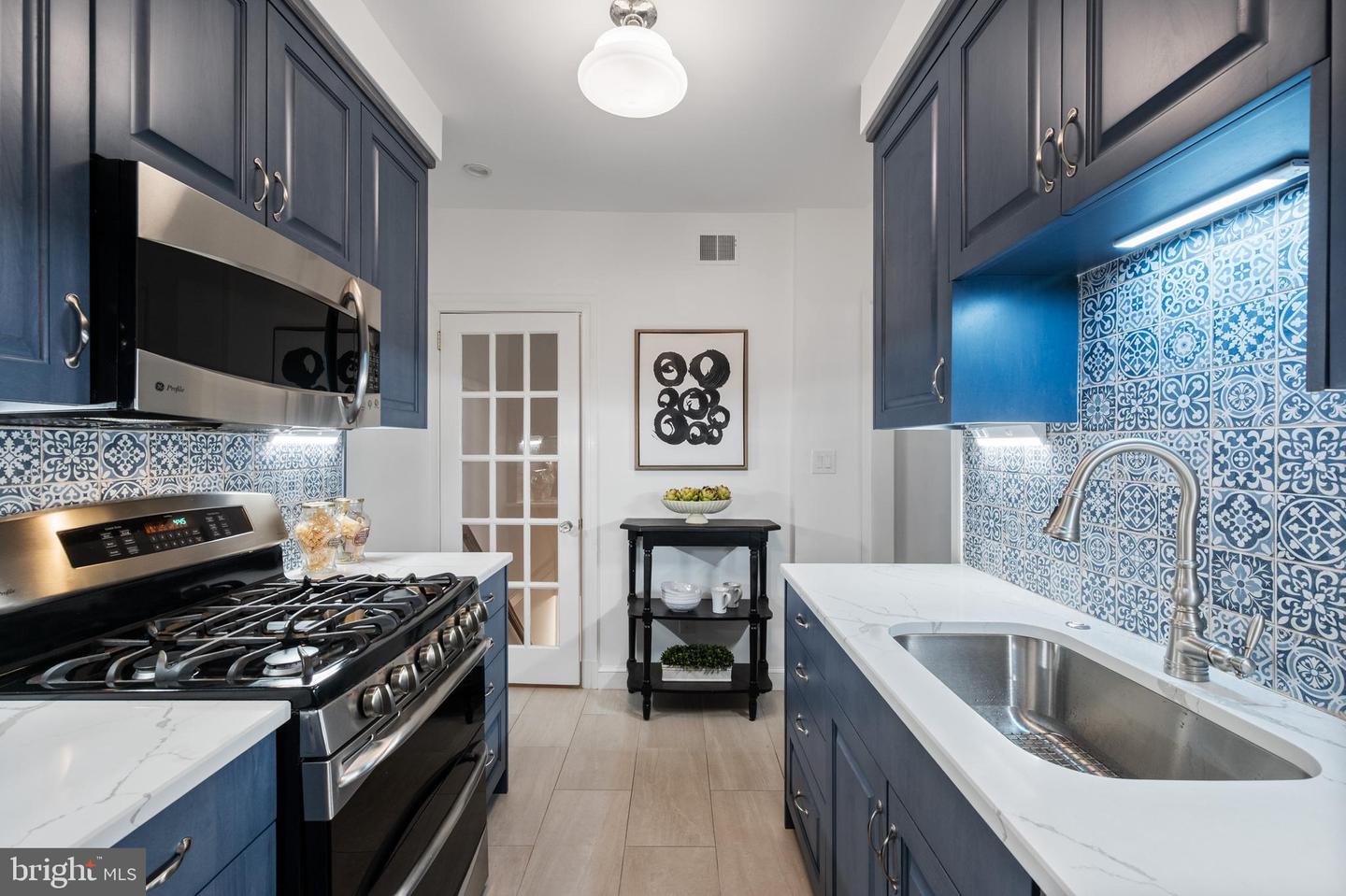 915 S SAINT ASAPH ST, ALEXANDRIA, Virginia 22314, 3 Bedrooms Bedrooms, ,3 BathroomsBathrooms,Residential,For sale,915 S SAINT ASAPH ST,VAAX2040590 MLS # VAAX2040590