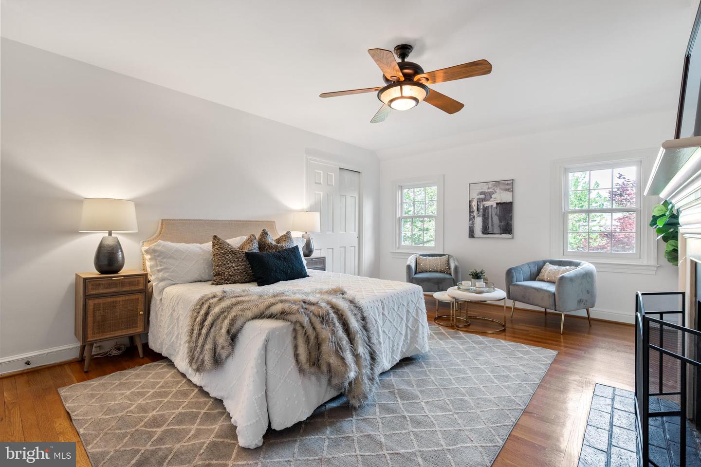915 S SAINT ASAPH ST, ALEXANDRIA, Virginia 22314, 3 Bedrooms Bedrooms, ,3 BathroomsBathrooms,Residential,For sale,915 S SAINT ASAPH ST,VAAX2040590 MLS # VAAX2040590