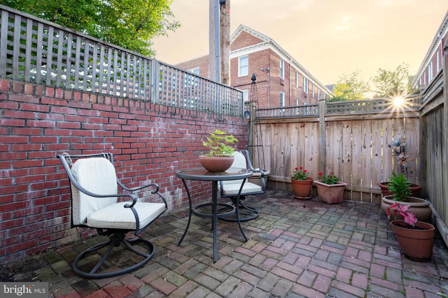 915 S SAINT ASAPH ST, ALEXANDRIA, Virginia 22314, 3 Bedrooms Bedrooms, ,3 BathroomsBathrooms,Residential,For sale,915 S SAINT ASAPH ST,VAAX2040590 MLS # VAAX2040590
