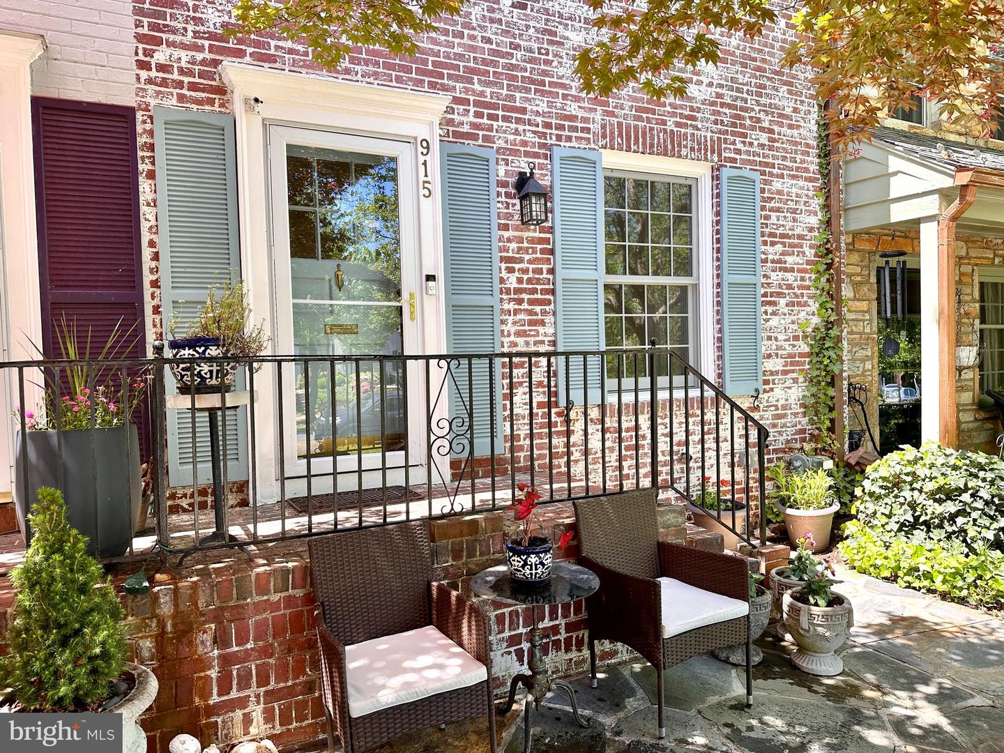 915 S SAINT ASAPH ST, ALEXANDRIA, Virginia 22314, 3 Bedrooms Bedrooms, ,3 BathroomsBathrooms,Residential,For sale,915 S SAINT ASAPH ST,VAAX2040590 MLS # VAAX2040590