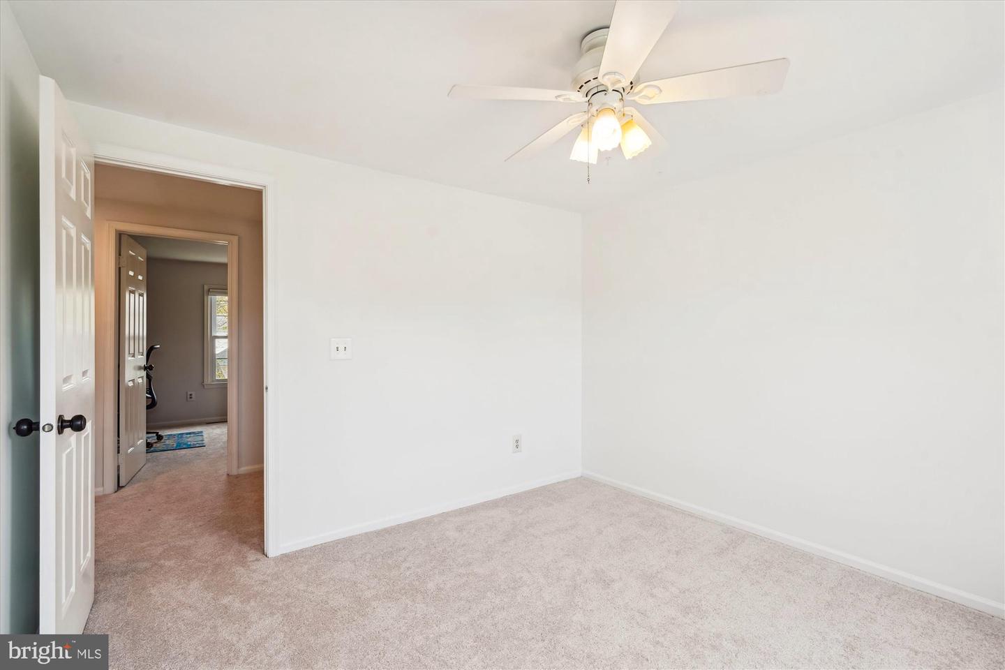13418 POINT PLEASANT DR, CHANTILLY, Virginia 20151, 4 Bedrooms Bedrooms, ,2 BathroomsBathrooms,Residential,For sale,13418 POINT PLEASANT DR,VAFX2220460 MLS # VAFX2220460