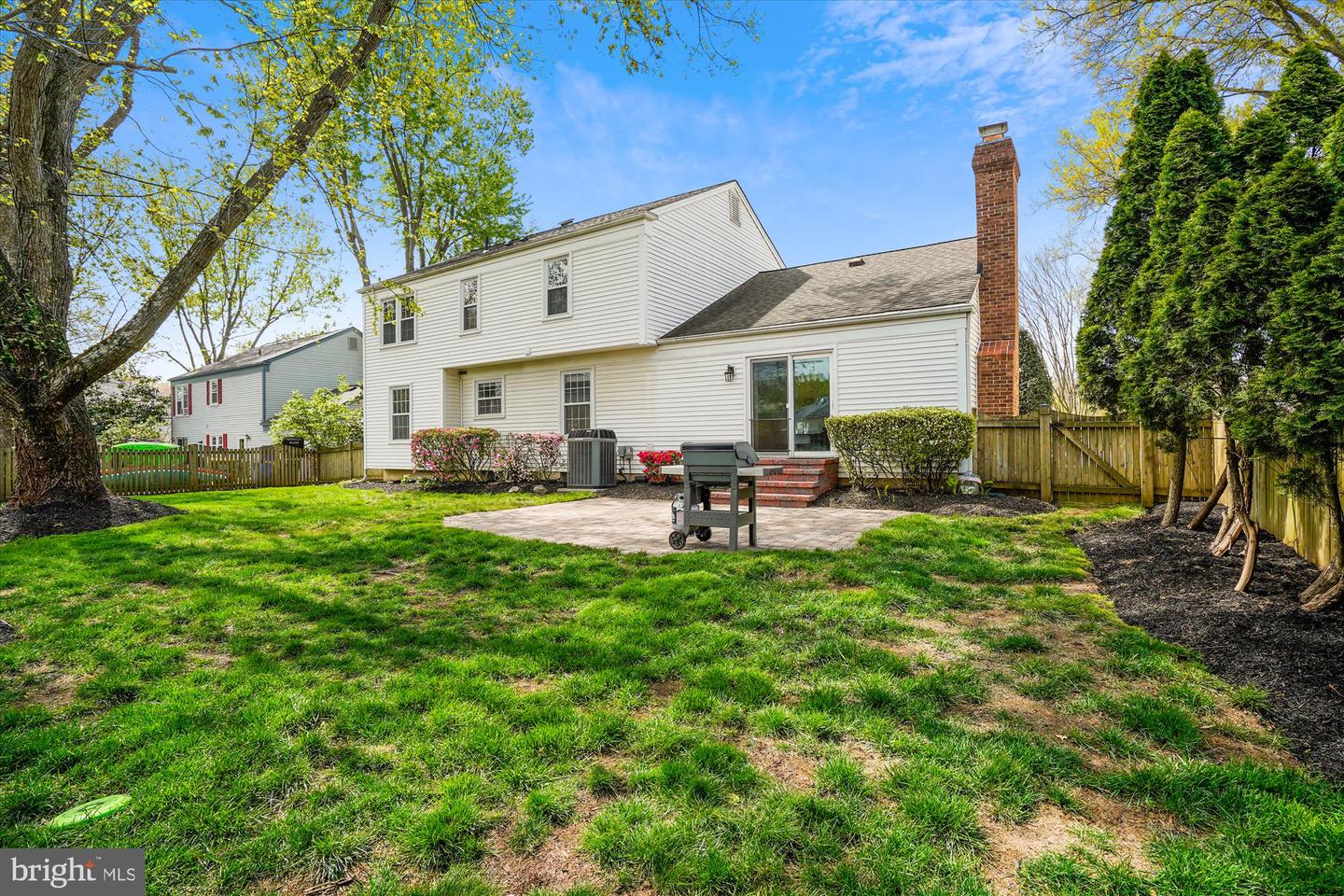13418 POINT PLEASANT DR, CHANTILLY, Virginia 20151, 4 Bedrooms Bedrooms, ,2 BathroomsBathrooms,Residential,For sale,13418 POINT PLEASANT DR,VAFX2220460 MLS # VAFX2220460