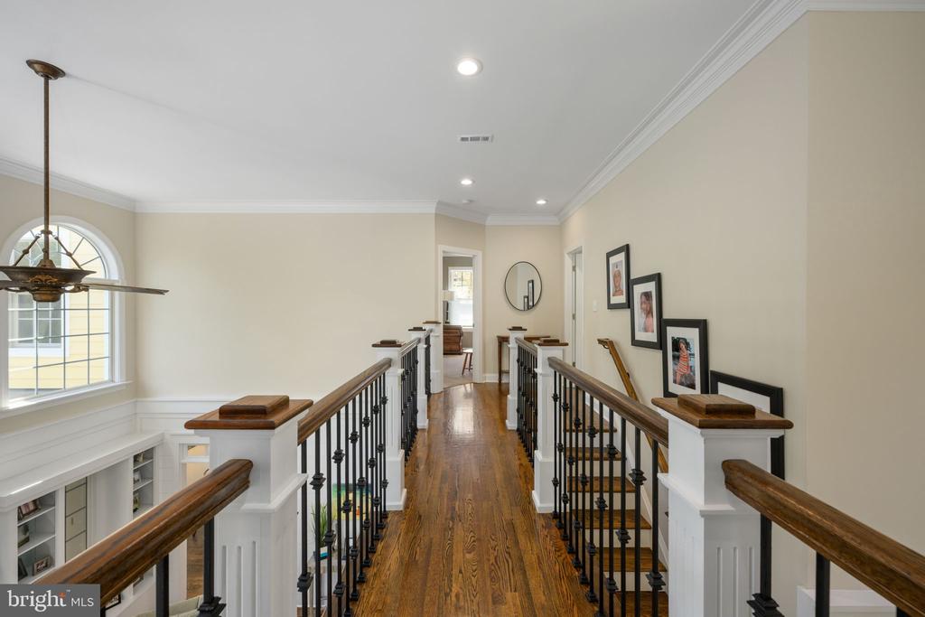 11905 OLD ELM CT, SPOTSYLVANIA, Virginia 22551, 5 Bedrooms Bedrooms, ,5 BathroomsBathrooms,Residential,11905 OLD ELM CT,VASP2032532 MLS # VASP2032532
