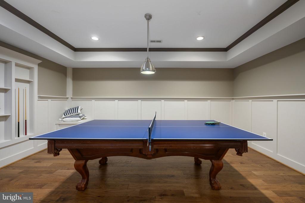 11905 OLD ELM CT, SPOTSYLVANIA, Virginia 22551, 5 Bedrooms Bedrooms, ,5 BathroomsBathrooms,Residential,11905 OLD ELM CT,VASP2032532 MLS # VASP2032532