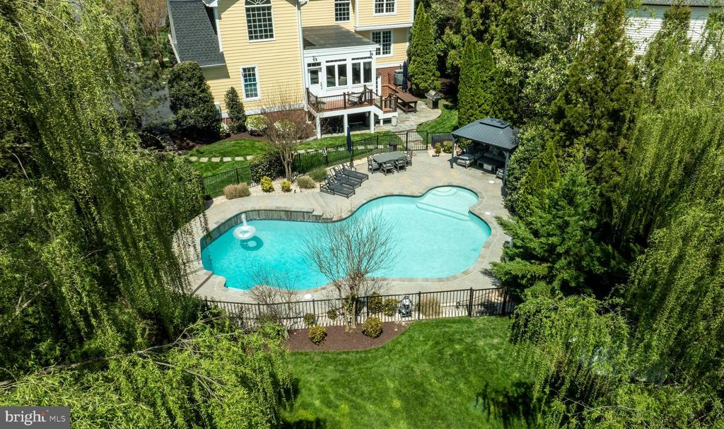 11905 OLD ELM CT, SPOTSYLVANIA, Virginia 22551, 5 Bedrooms Bedrooms, ,5 BathroomsBathrooms,Residential,11905 OLD ELM CT,VASP2032532 MLS # VASP2032532
