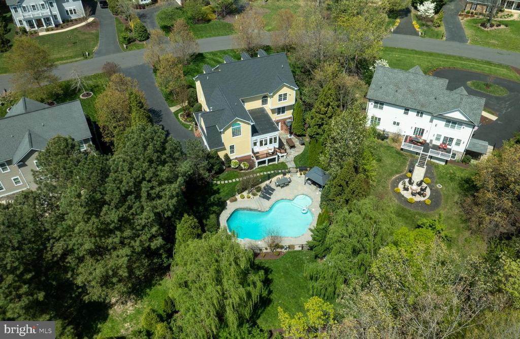11905 OLD ELM CT, SPOTSYLVANIA, Virginia 22551, 5 Bedrooms Bedrooms, ,5 BathroomsBathrooms,Residential,11905 OLD ELM CT,VASP2032532 MLS # VASP2032532