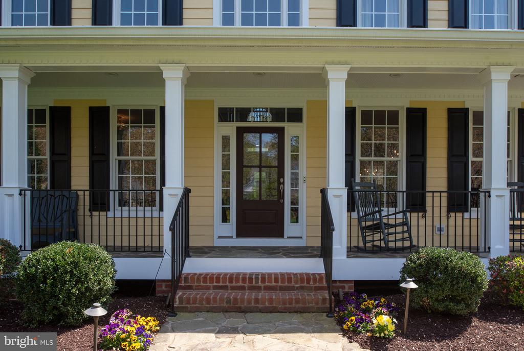 11905 OLD ELM CT, SPOTSYLVANIA, Virginia 22551, 5 Bedrooms Bedrooms, ,5 BathroomsBathrooms,Residential,11905 OLD ELM CT,VASP2032532 MLS # VASP2032532