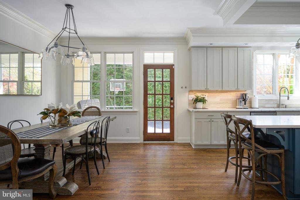 11905 OLD ELM CT, SPOTSYLVANIA, Virginia 22551, 5 Bedrooms Bedrooms, ,5 BathroomsBathrooms,Residential,11905 OLD ELM CT,VASP2032532 MLS # VASP2032532