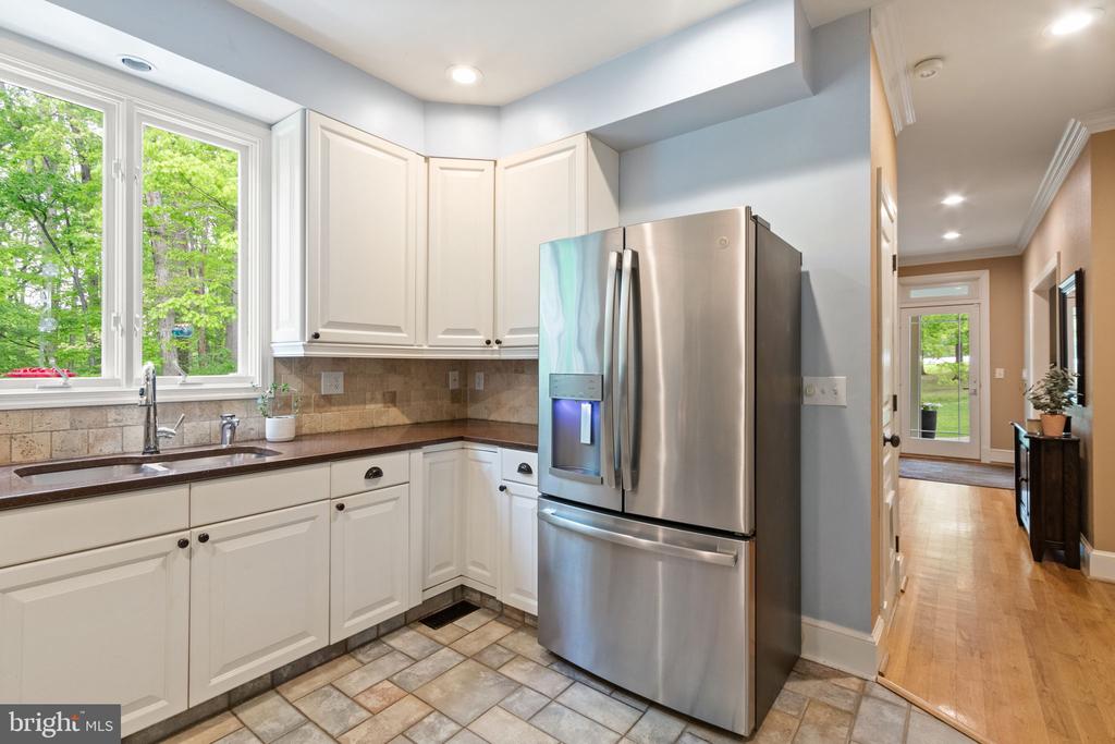 10108 ROCKINGHORSE LN, SPOTSYLVANIA, Virginia 22553, 4 Bedrooms Bedrooms, ,4 BathroomsBathrooms,Residential,10108 ROCKINGHORSE LN,VASP2032632 MLS # VASP2032632