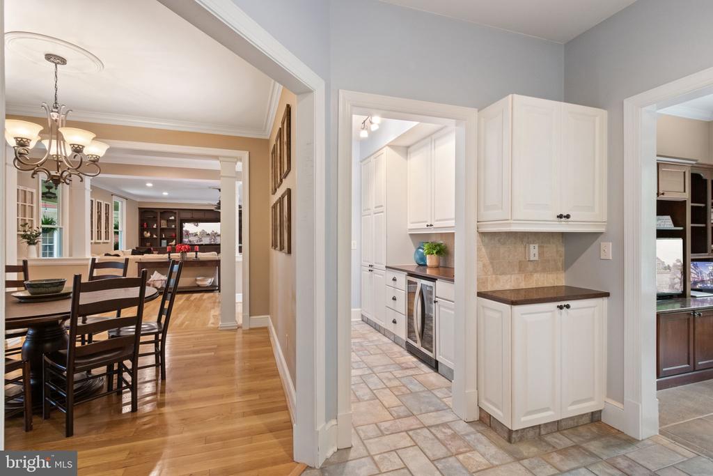 10108 ROCKINGHORSE LN, SPOTSYLVANIA, Virginia 22553, 4 Bedrooms Bedrooms, ,4 BathroomsBathrooms,Residential,10108 ROCKINGHORSE LN,VASP2032632 MLS # VASP2032632