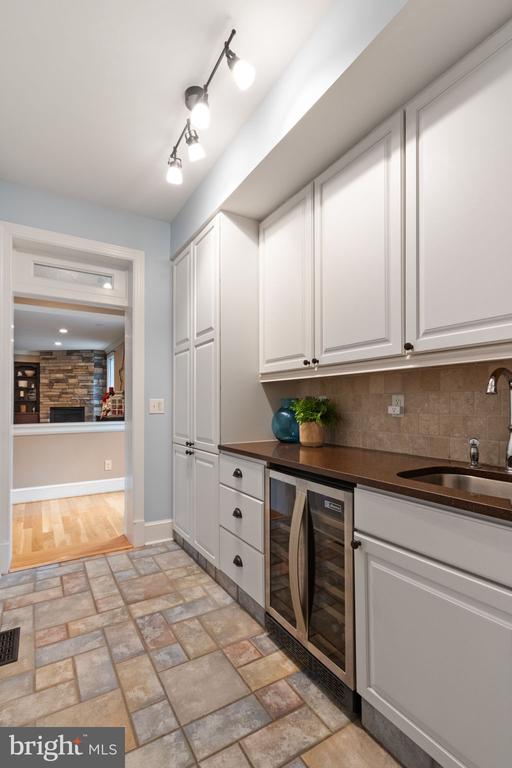 10108 ROCKINGHORSE LN, SPOTSYLVANIA, Virginia 22553, 4 Bedrooms Bedrooms, ,4 BathroomsBathrooms,Residential,10108 ROCKINGHORSE LN,VASP2032632 MLS # VASP2032632